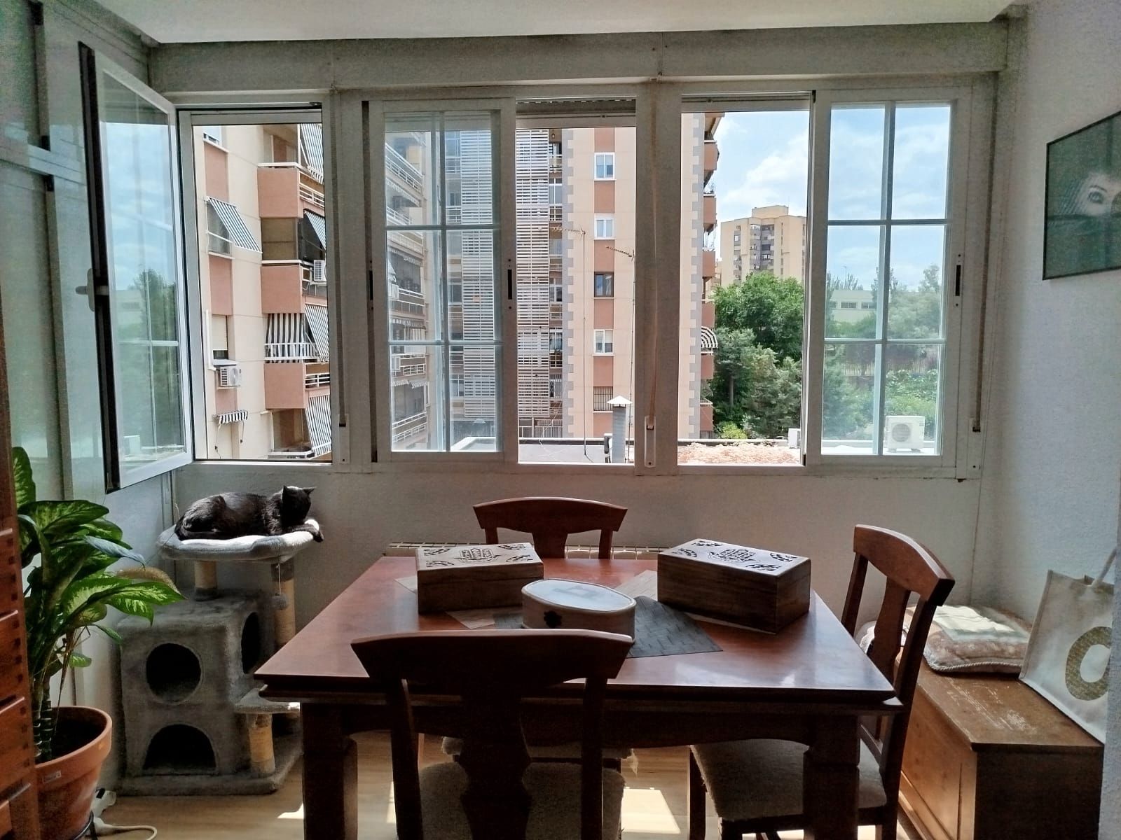 Dining room of Flat for sale in  Madrid Capital  with Air Conditioner, Heating and Terrace