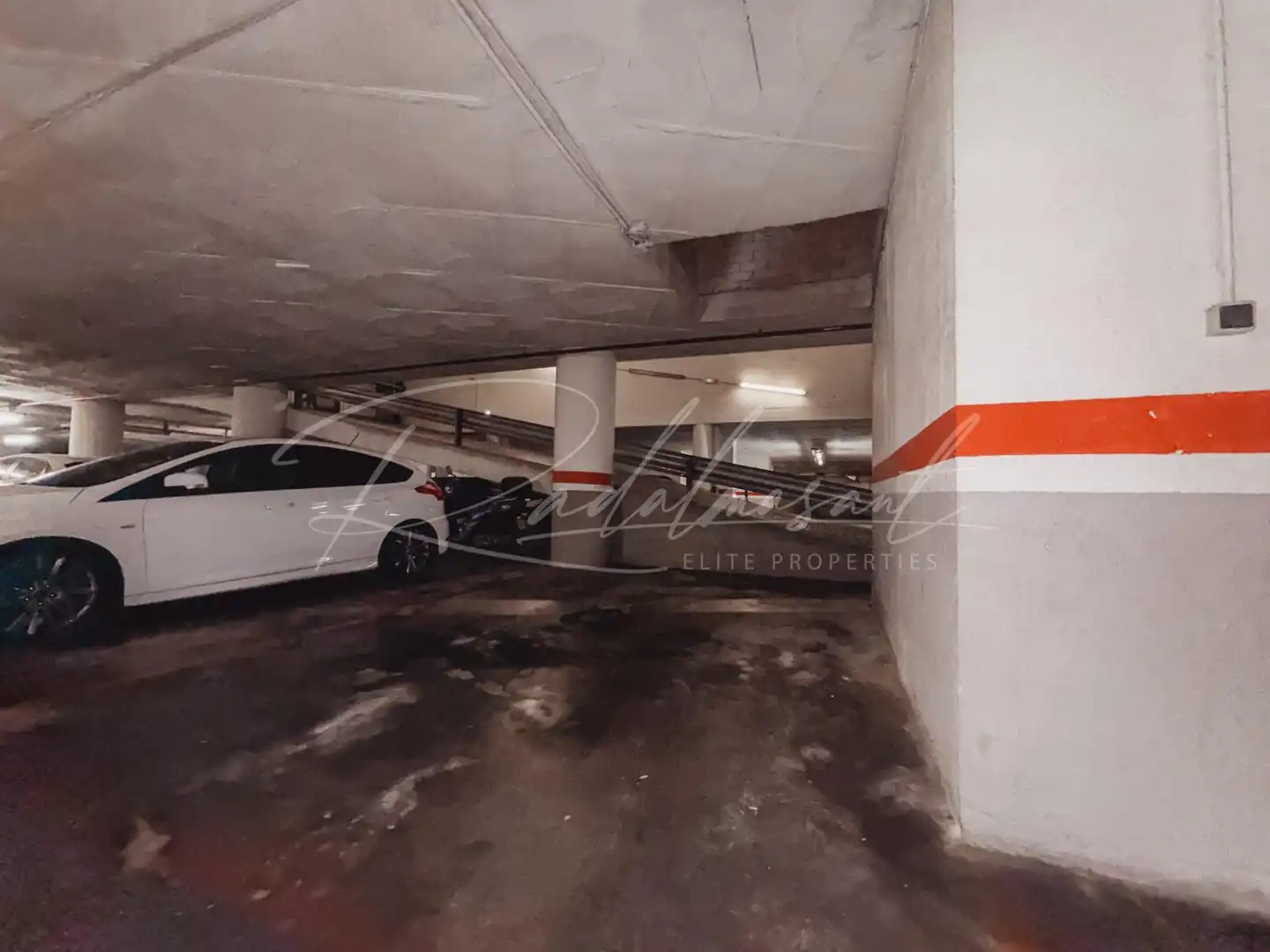 Parkplatz von Wohnung zum Verkauf in Cambrils mit Klimaanlage, Heizung und Privatgarten