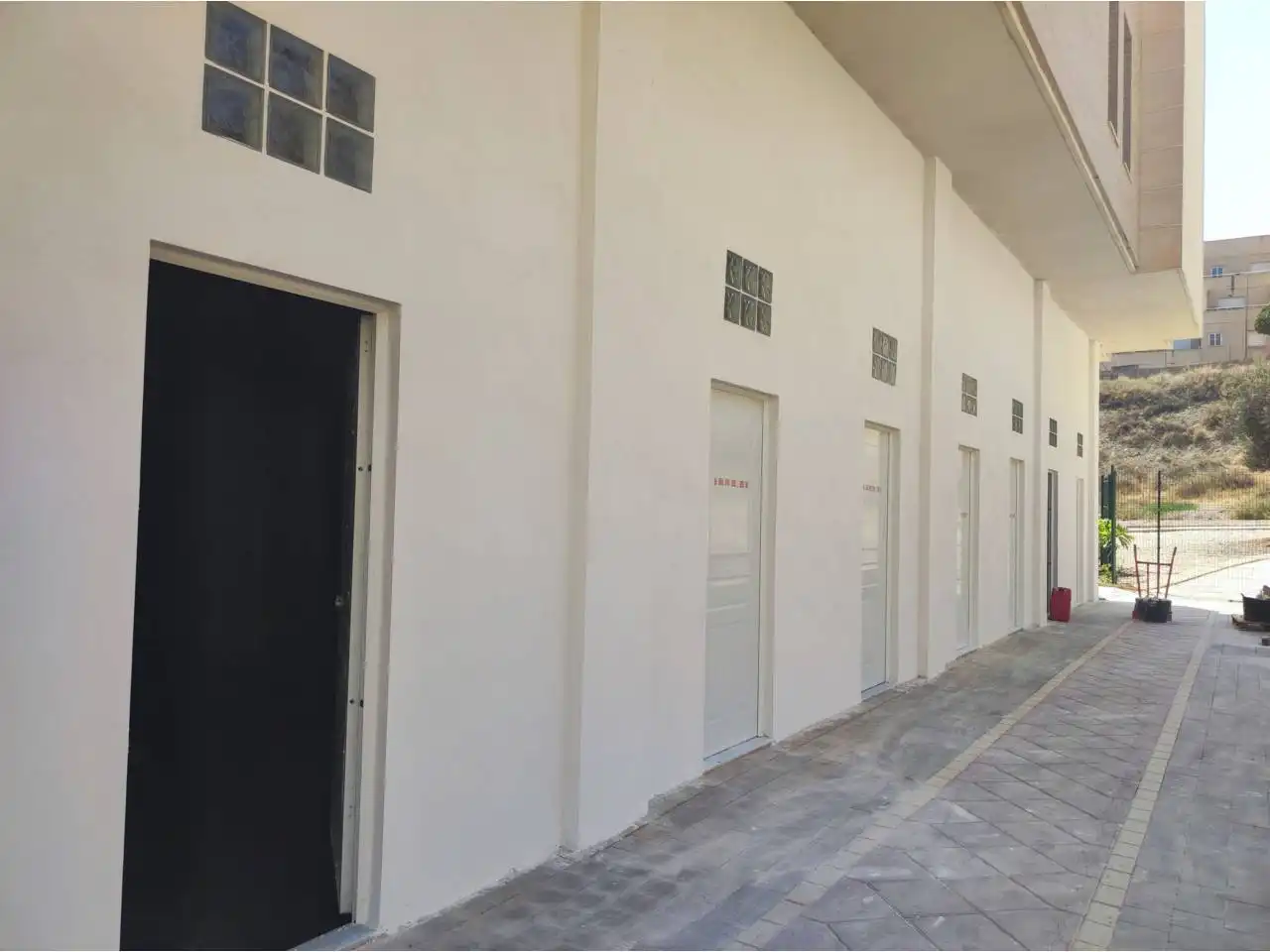 Local comercial en venda a Avenida Bahía de Almería, imagen 5