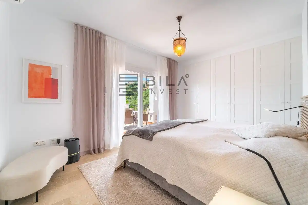 Chalet con piscina en venta en Cerros del Aguila, imagen 19