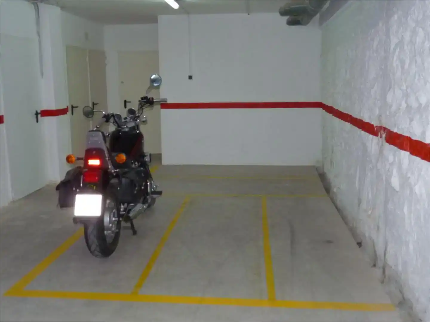 Parkplatz von Garage zur Miete in Palamós