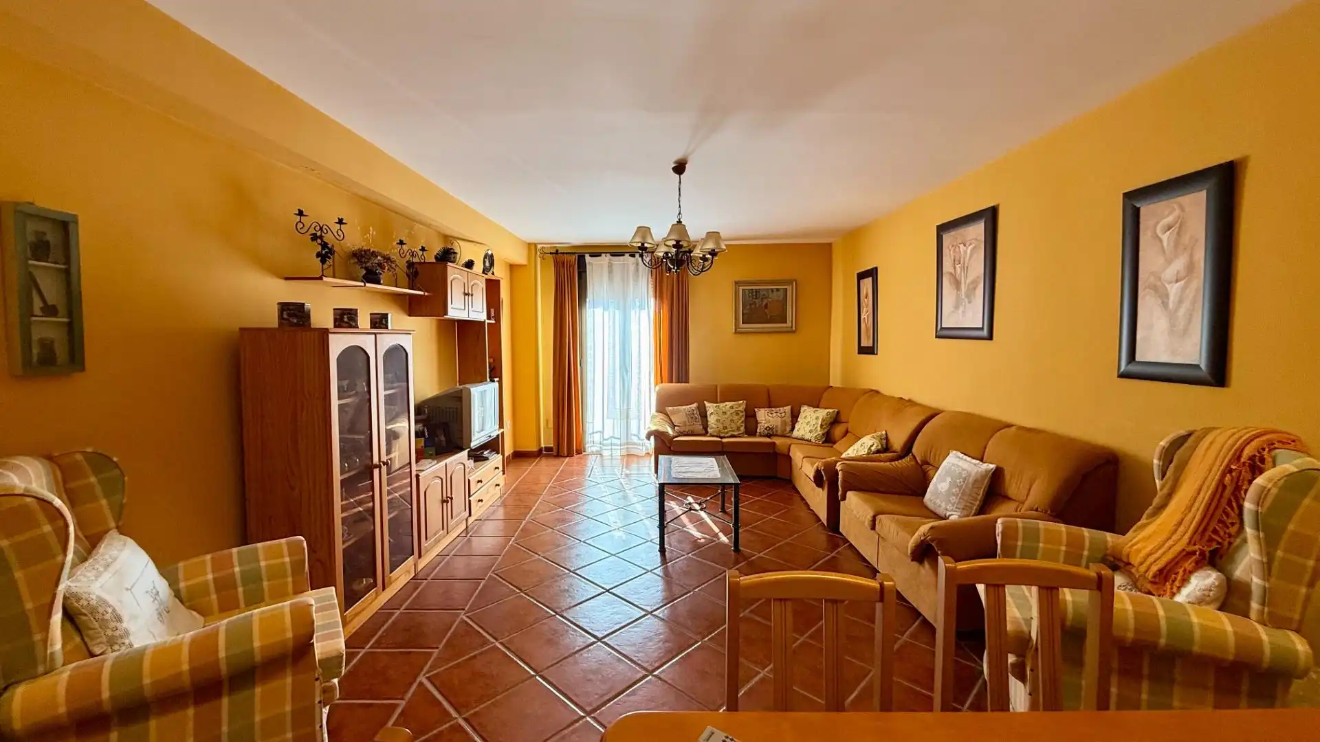 Sala de estar de Casa o chalet en venta en Lastras de Cuéllar con Calefacción, Jardín privado y Terraza