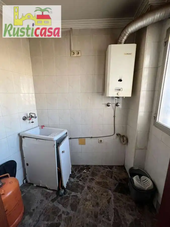 Baño de Piso en venta en Bailén con Aire acondicionado, Calefacción y Amueblado