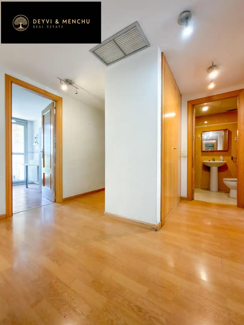Piso en venta en ALCALDE HENCHE DE PLATA, Sanchinarro