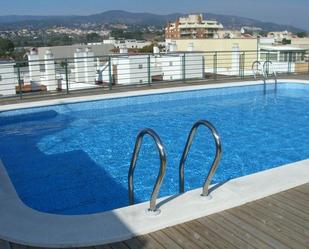 Piscina de Pis de lloguer en Reus amb Aire condicionat, Calefacció i Parquet