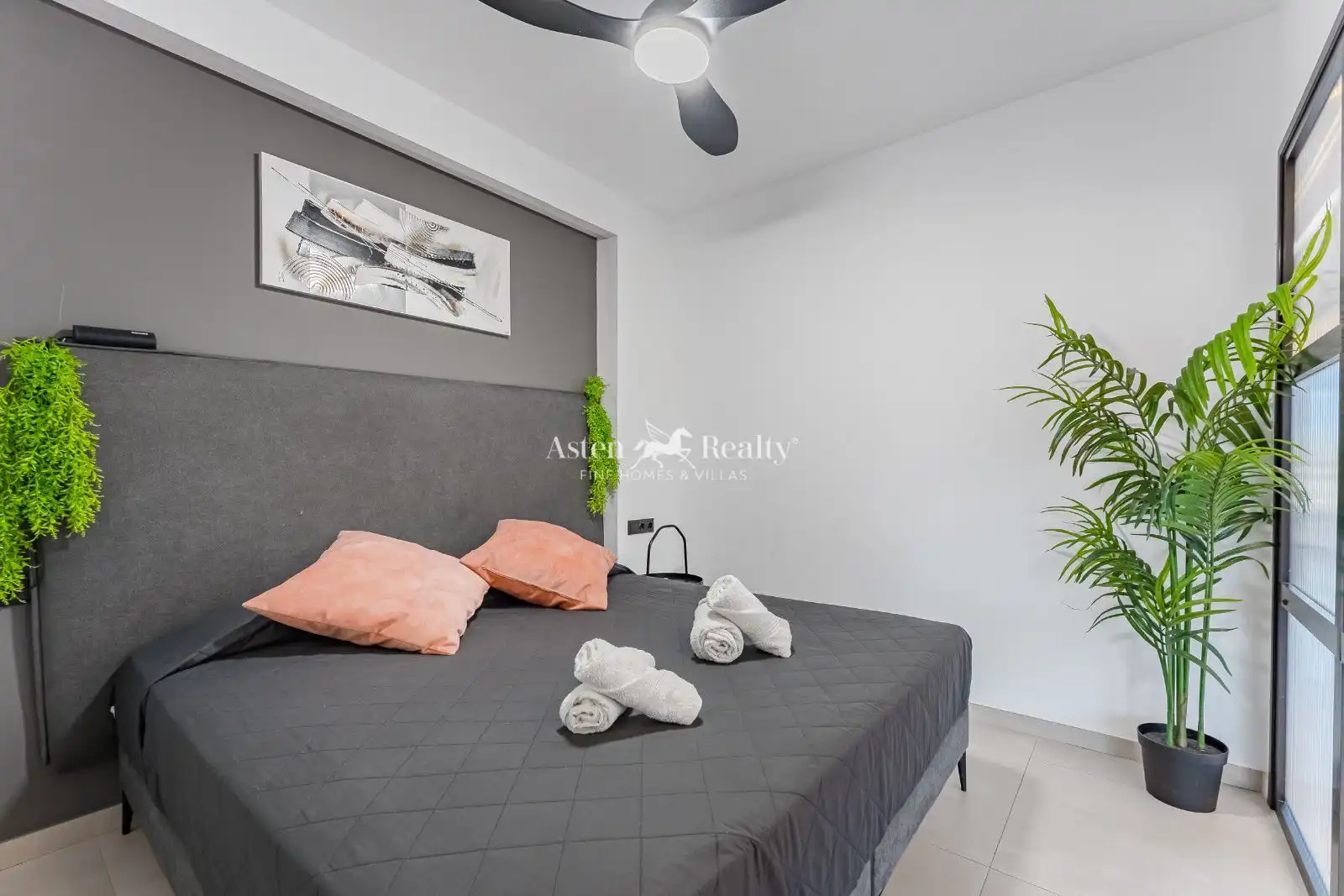 Apartment with pool for sale in Adeje 300, imagen 16