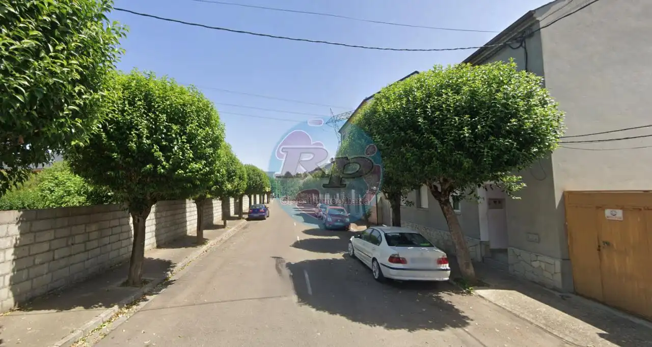 Vista exterior de Piso en venta en Ponferrada