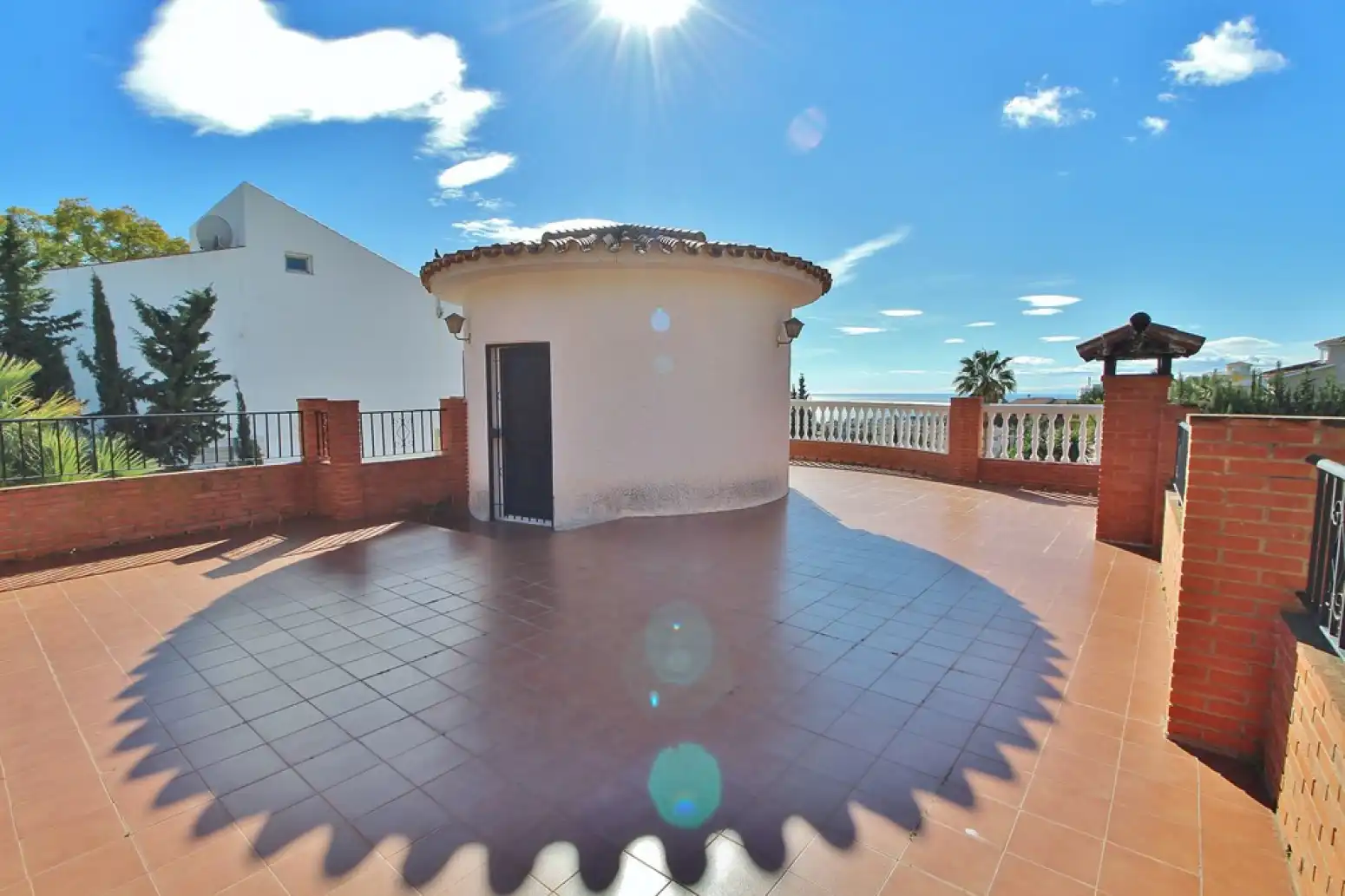 Terrassa de Casa o xalet en venda en Rincón de la Victoria amb Aire condicionat, Jardí privat i Terrassa