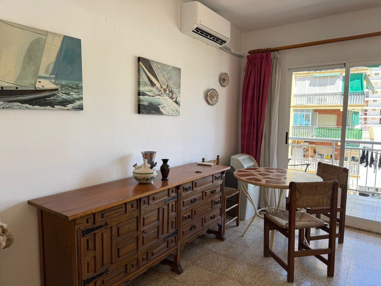 Menjador de Apartament de lloguer en Cullera amb Aire condicionat, Calefacció i Terrassa
