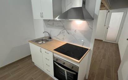 Cuina de Pis en venda en  Barcelona Capital amb Parquet i Forn