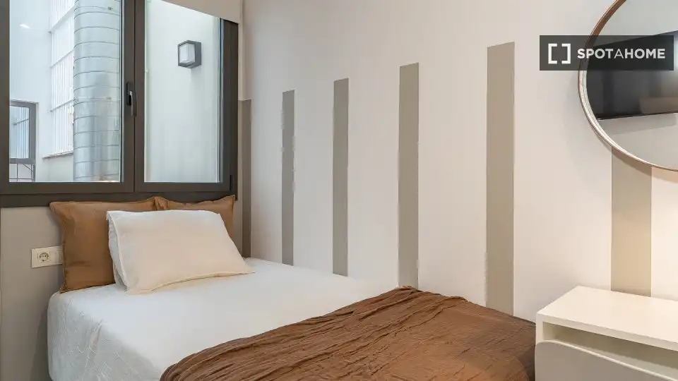 Habitació a Sants-Badal