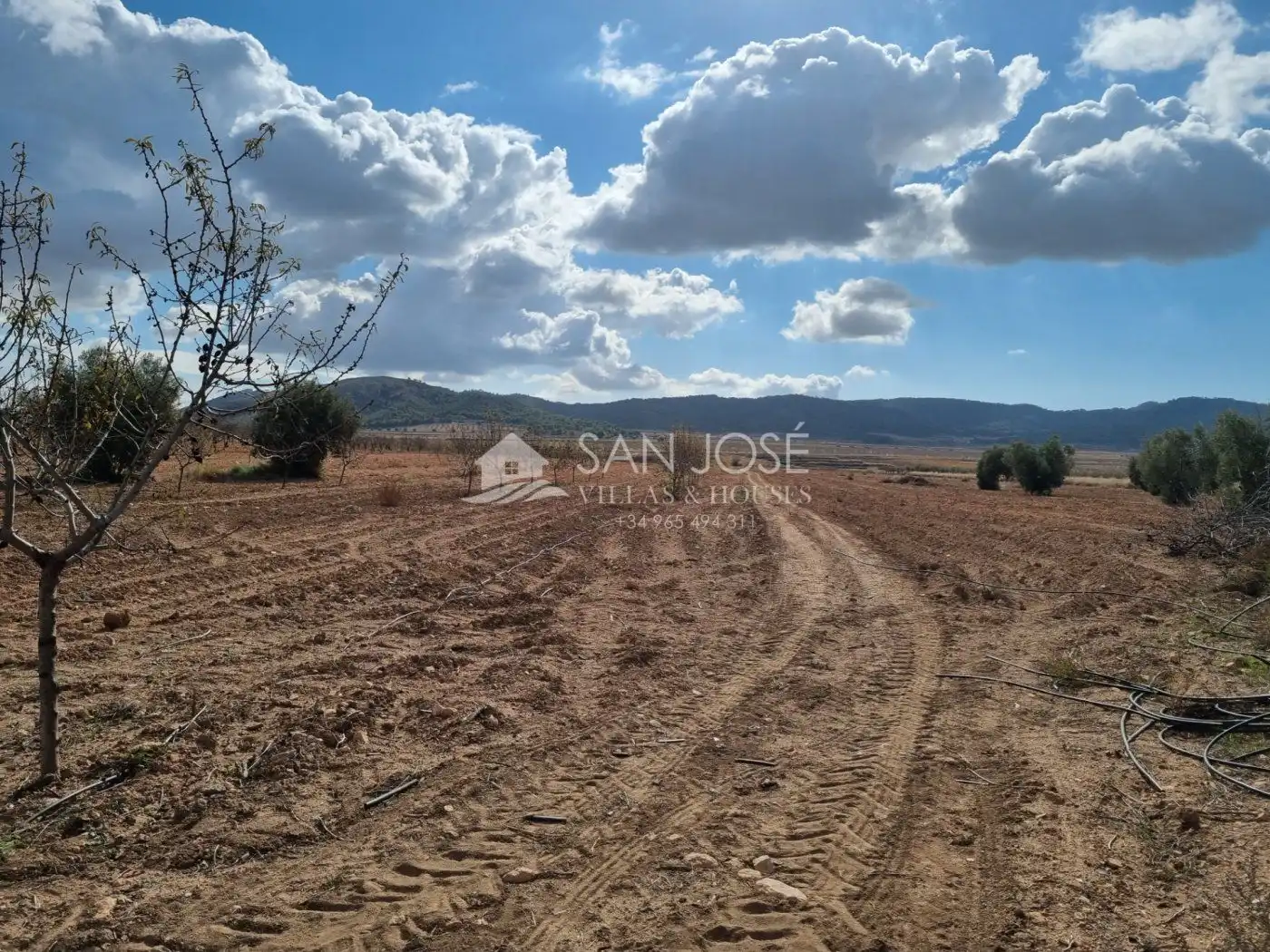 Casa rústica en venda a Abanilla