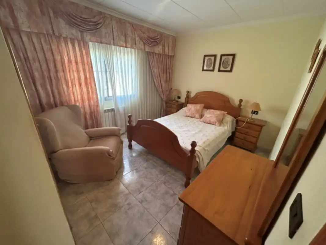 Dormitori de Casa o xalet en venda en Palma de Gandia amb Aire condicionat, Terrassa i Piscina