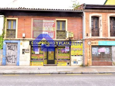 Grundstücke und Bauplätze zum Verkauf in Calle CALLE MELQUIADES ALVAREZ