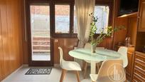 Menjador de Casa adosada en venda en Olot amb Aire condicionat, Calefacció i Jardí privat