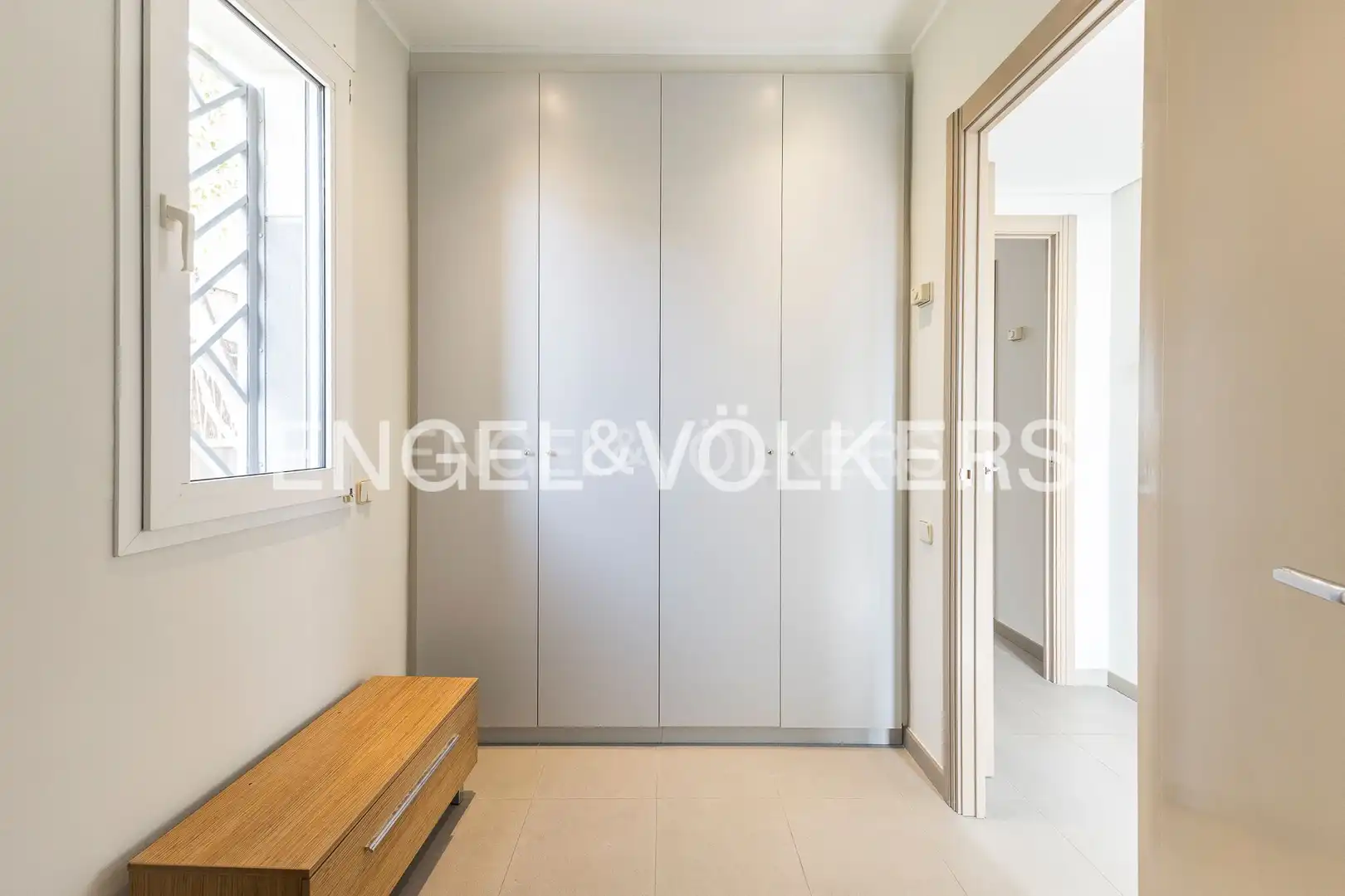 Houses for sale in Barcelona  with Air Conditioner, Heating and Private garden