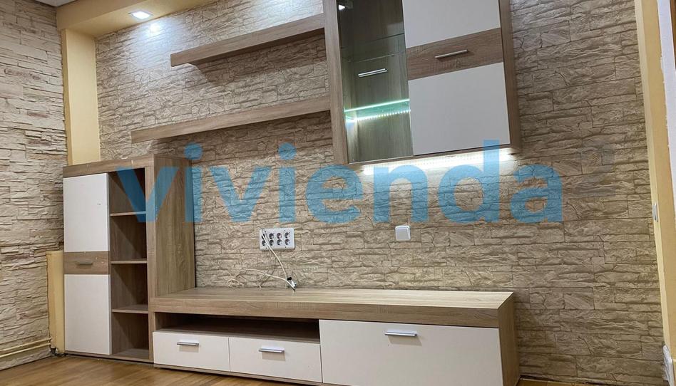 Foto 1 de Piso en venta en Dolores Barranco, Almendrales, Madrid