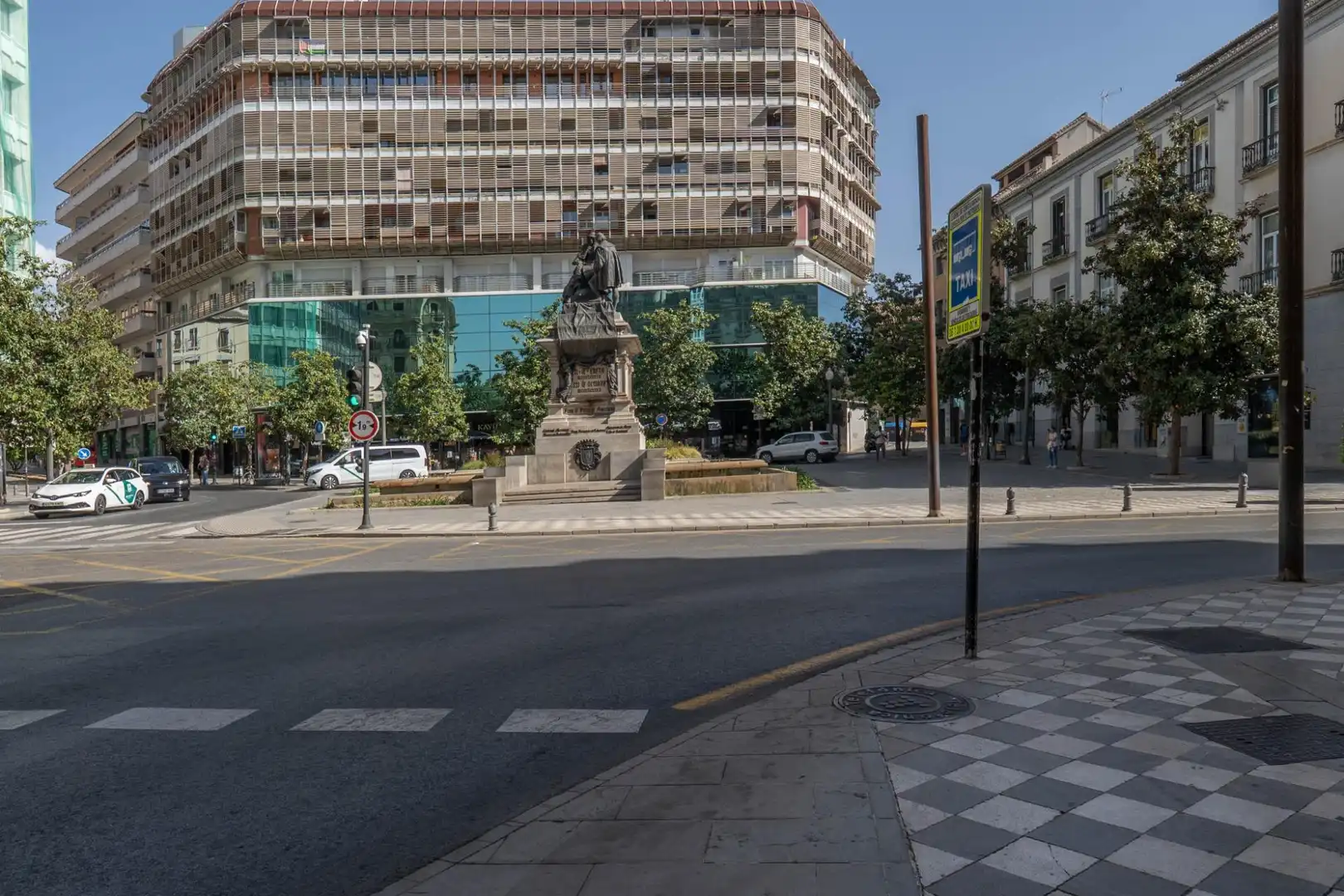 Vista exterior de Garatge en venda en Granada