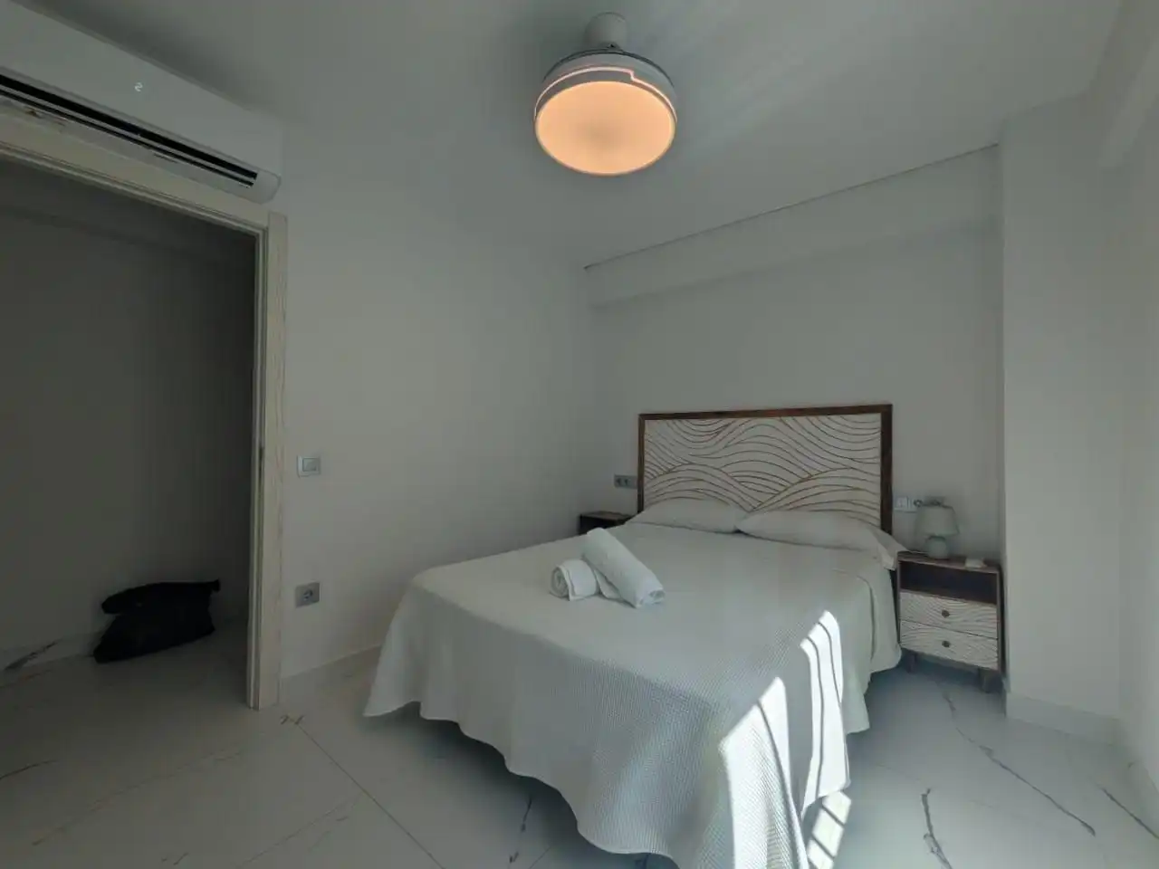 Bedroom of Flat for sale in Córdoba  with Air Conditioner, Terrace and Furnished