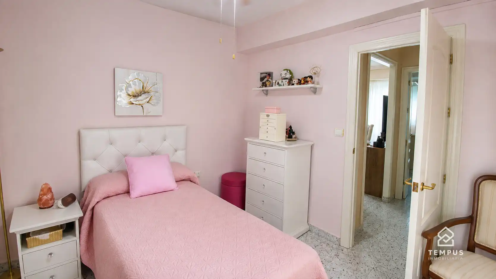Bedroom of Flat for sale in Córdoba  with Air Conditioner, Terrace and Furnished