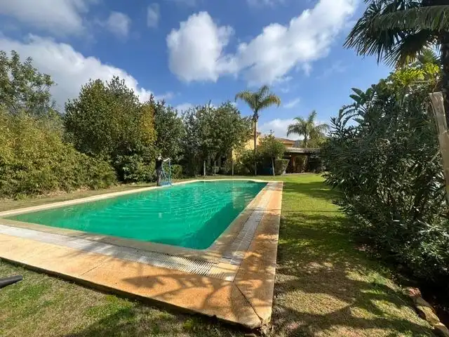 Schwimmbecken von Country house zum Verkauf in Ojén mit Klimaanlage, Privatgarten und Terrasse