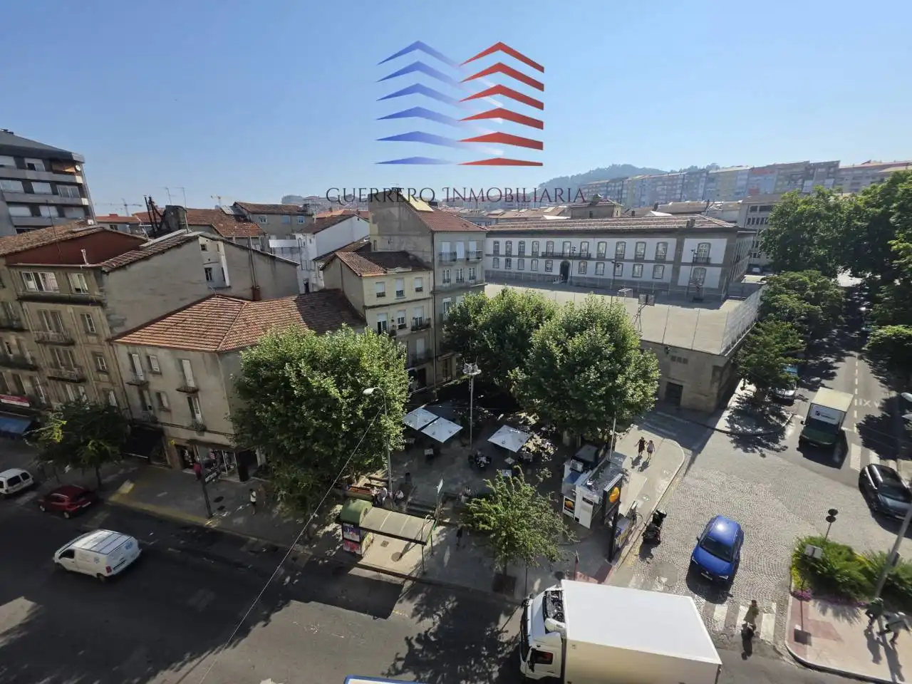 Wohnung zur Miete in Ourense Capital  mit Heizung, Terrasse und Abstellraum