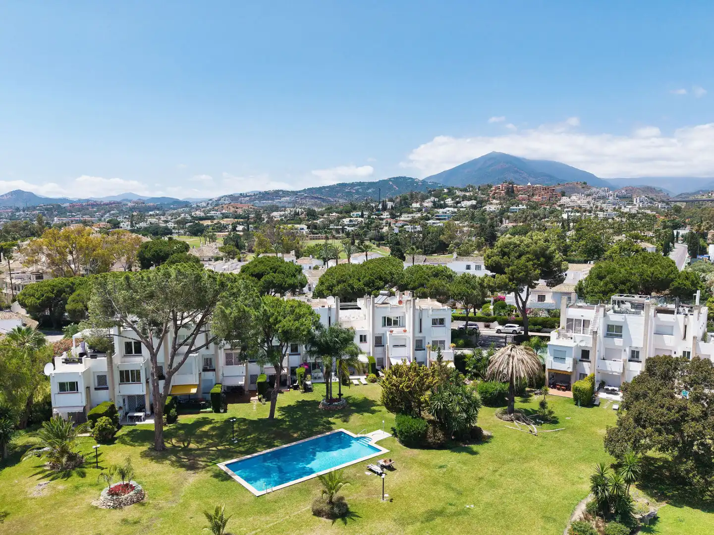 Àtic amb piscina en venda a Nueva Andalucía, imagen 16