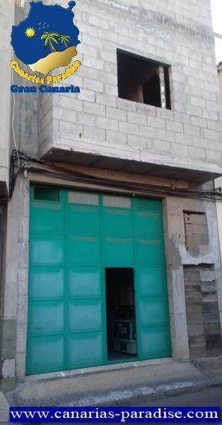 Vista exterior de Casa adosada en venta en Santa Lucía de Tirajana