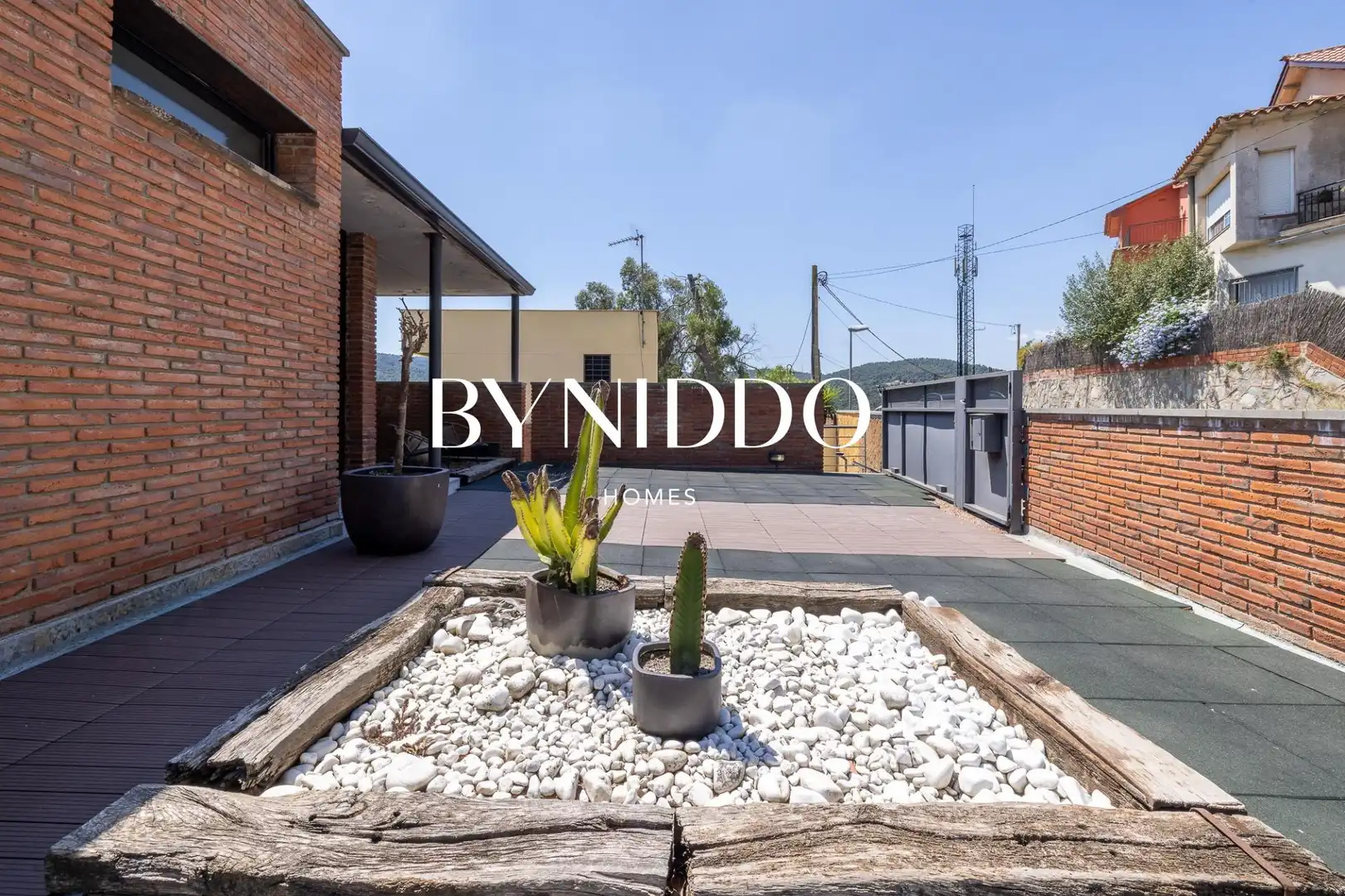 Terrassa de Casa o xalet en venda en Sant Cugat del Vallès amb Calefacció, Jardí privat i Parquet