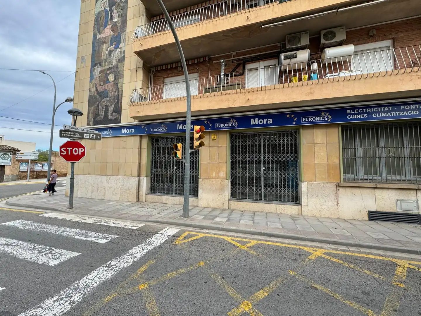 Local comercial en venda a Av/ Caixa de Pensiones, imagen 3