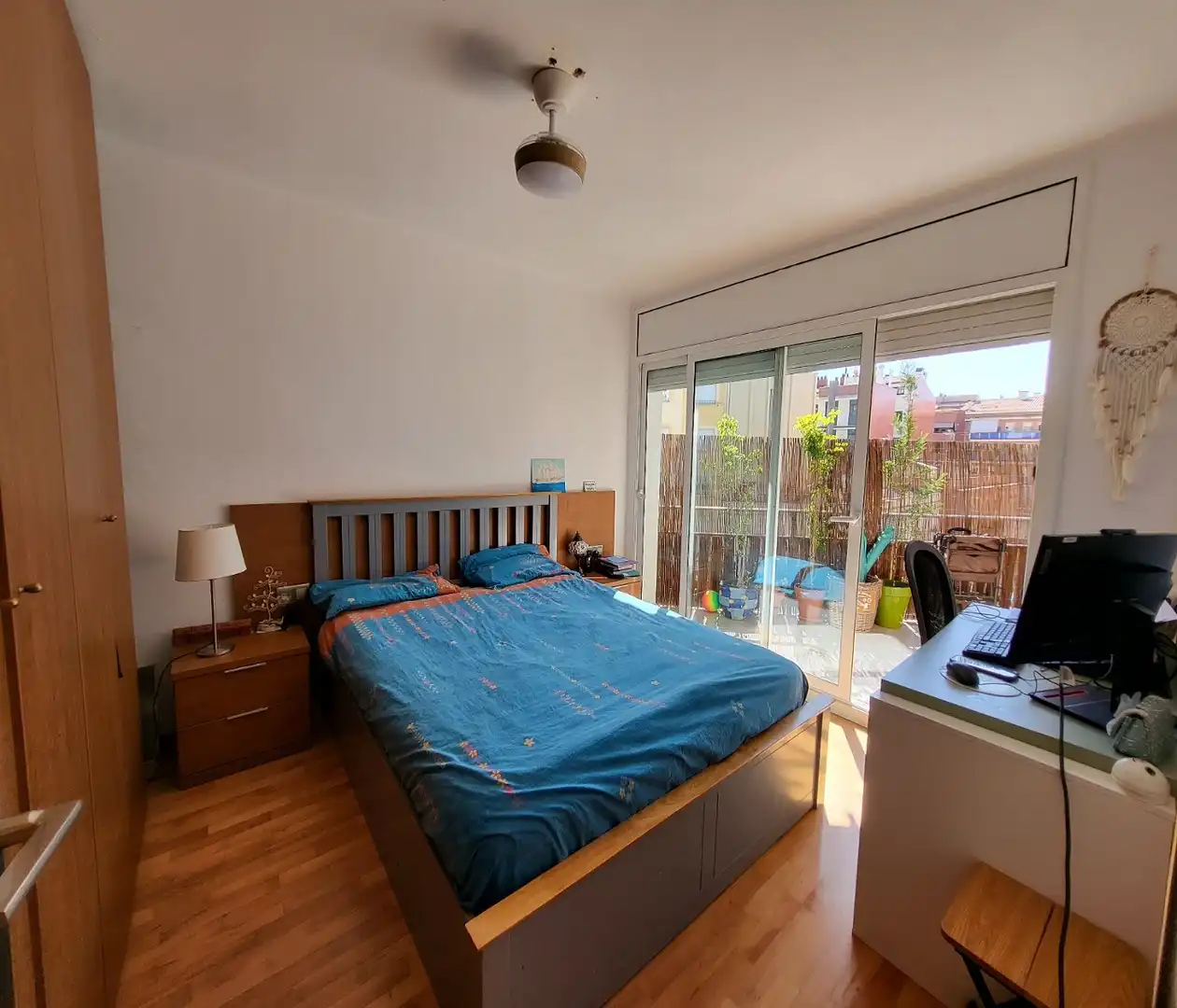 Habitación de Piso de alquiler en Castelldefels con Aire acondicionado, Calefacción y Parquet
