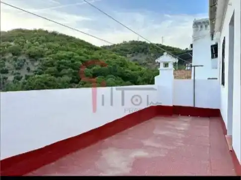 Terrasse von Wohnung zum Verkauf in Igualeja mit Klimaanlage, Parkett und Abstellraum