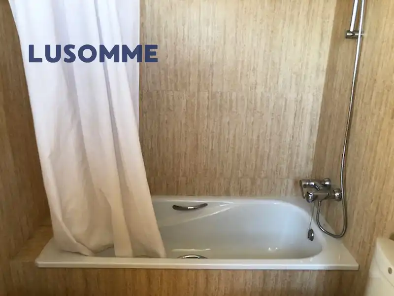 Baño de Ático de alquiler en Valencia con Aire acondicionado, Terraza y Amueblado