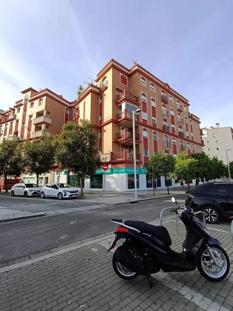 Exterior view of Flat for sale in Córdoba  with Community pool