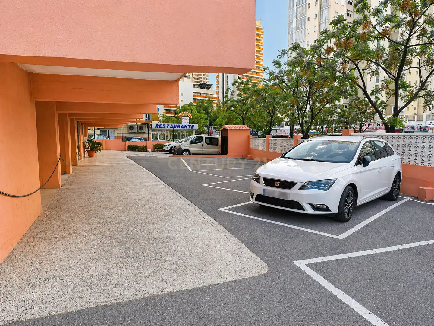Parking of Duplexes for sale in Benidorm  with Air Conditioner, Washing machine and Balcony