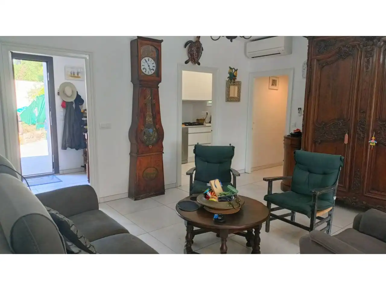 Sala de estar de Casa o chalet en venta en L'Escala con Aire acondicionado, Jardín privado y Terraza