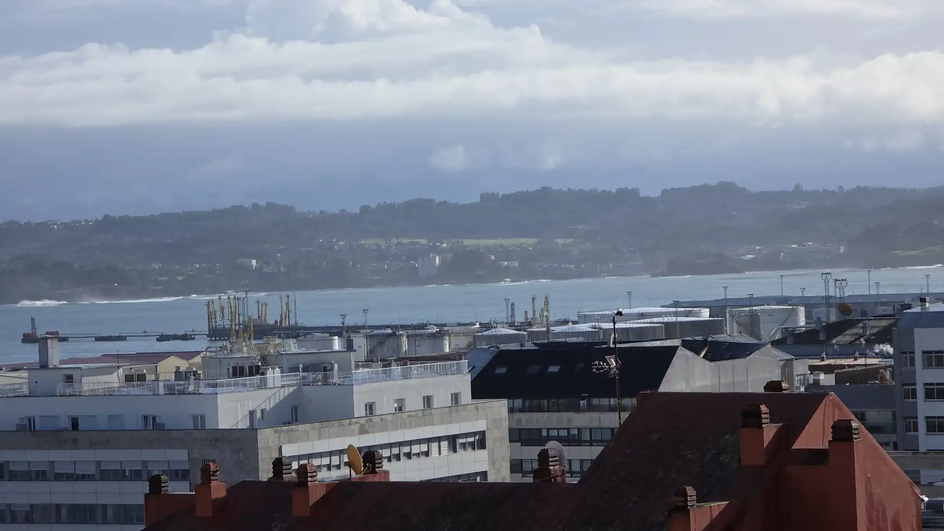 Vista exterior de Piso en venta en A Coruña Capital  con Calefacción, Amueblado y Horno