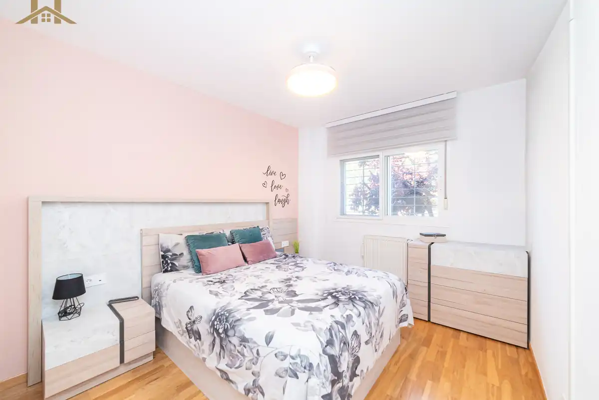 Habitación de Piso en venta en Arroyomolinos (Madrid) con Calefacción, Jardín privado y Terraza