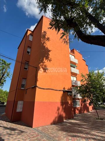 Piso en Venta en Almendrales