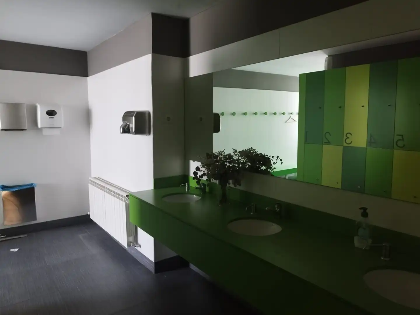 Bathroom of Industrial buildings for sale in Burgos