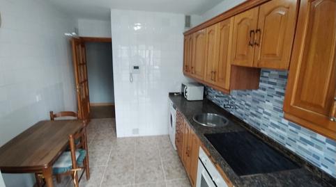 Foto 3 de Piso de alquiler en Versalles, Avilés