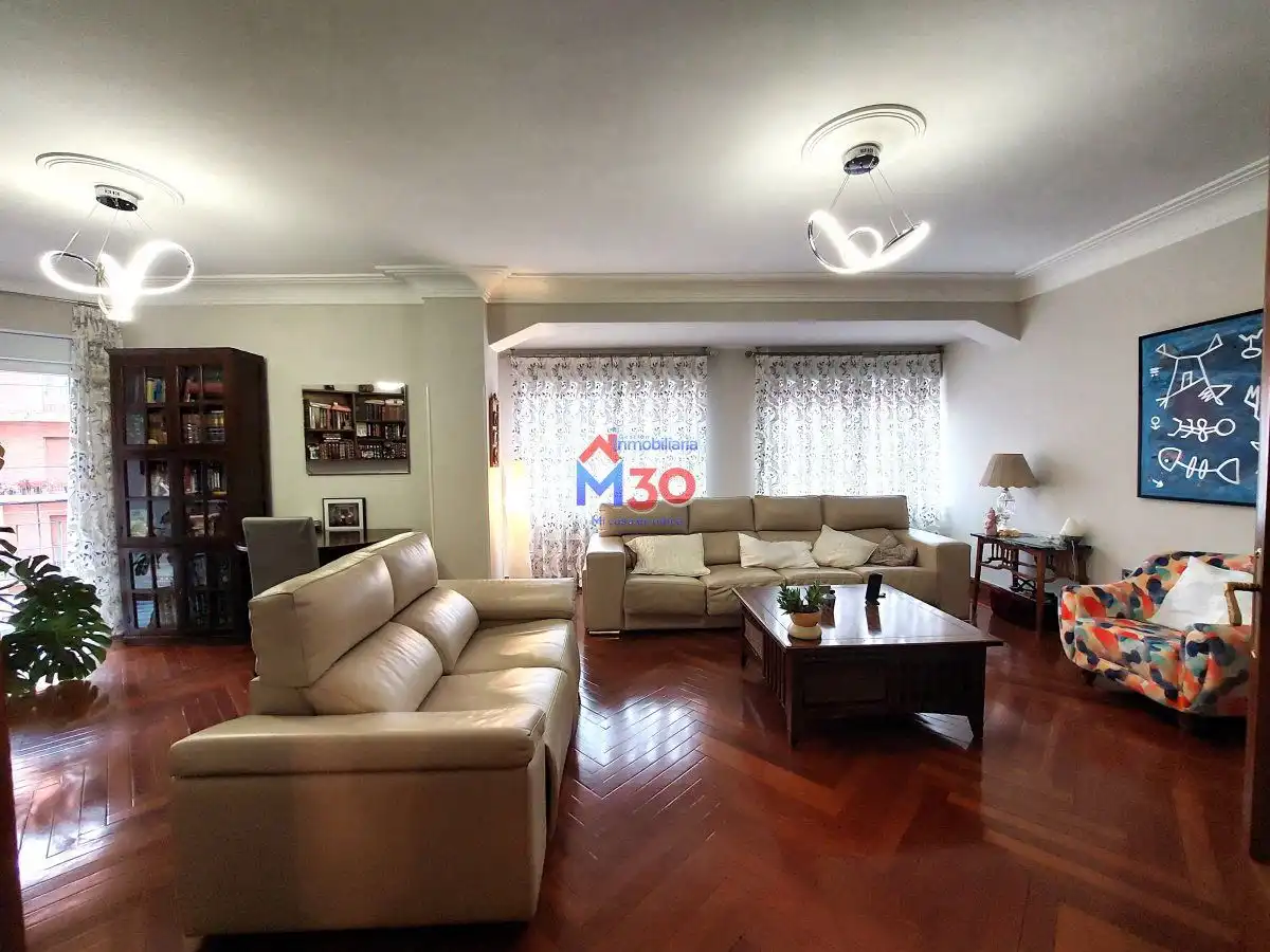 Sala de estar de Piso en venta en Miranda de Ebro con Calefacción, Terraza y Trastero