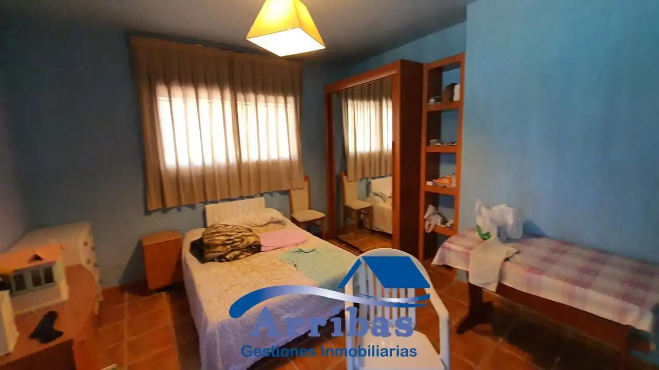 Habitación de Casa o chalet en venta en Almorox con Aire acondicionado, Calefacción y Jardín privado