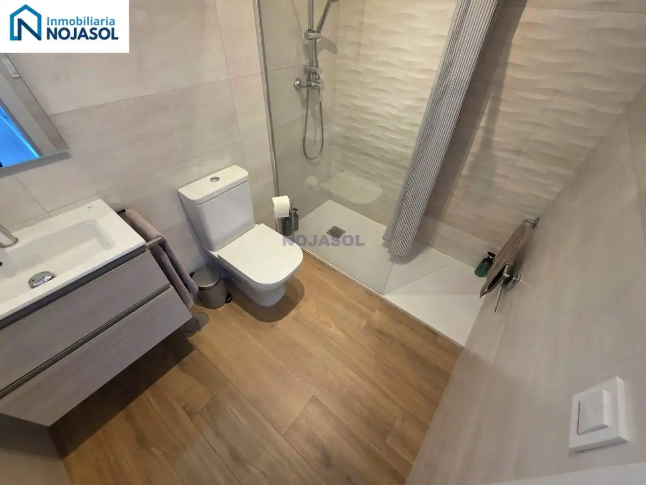 Baño de Apartamento en venta en Comillas (Cantabria) con Calefacción, Terraza y Alarma