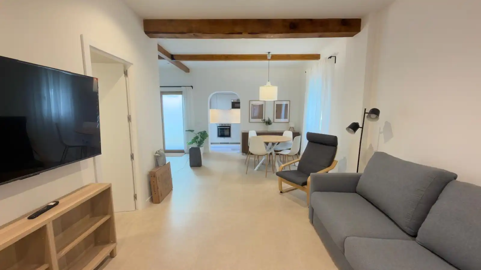 Living room of Houses for sale in Alaquàs  with Air Conditioner, Terrace and Furnished