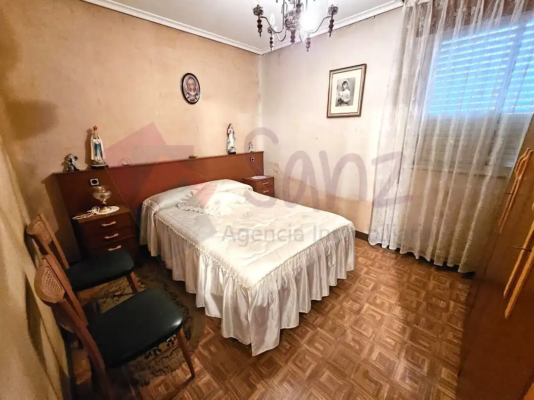 Dormitori de Casa o xalet en venda en Arrúbal amb Jardí privat i Terrassa
