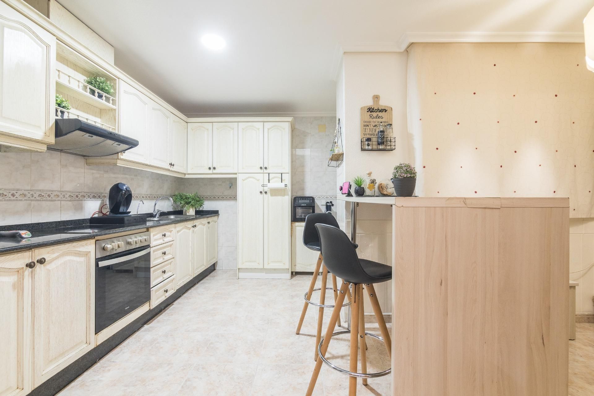 Kitchen of Flat for sale in Petrer  with Air Conditioner, Heating and Storage room
