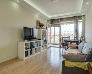 Living room of Flat for sale in  Barcelona Capital  with Balcony