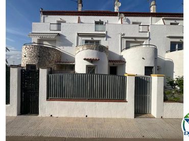 Casa bifamiliare in vendita a Puigmal - Mas Nou