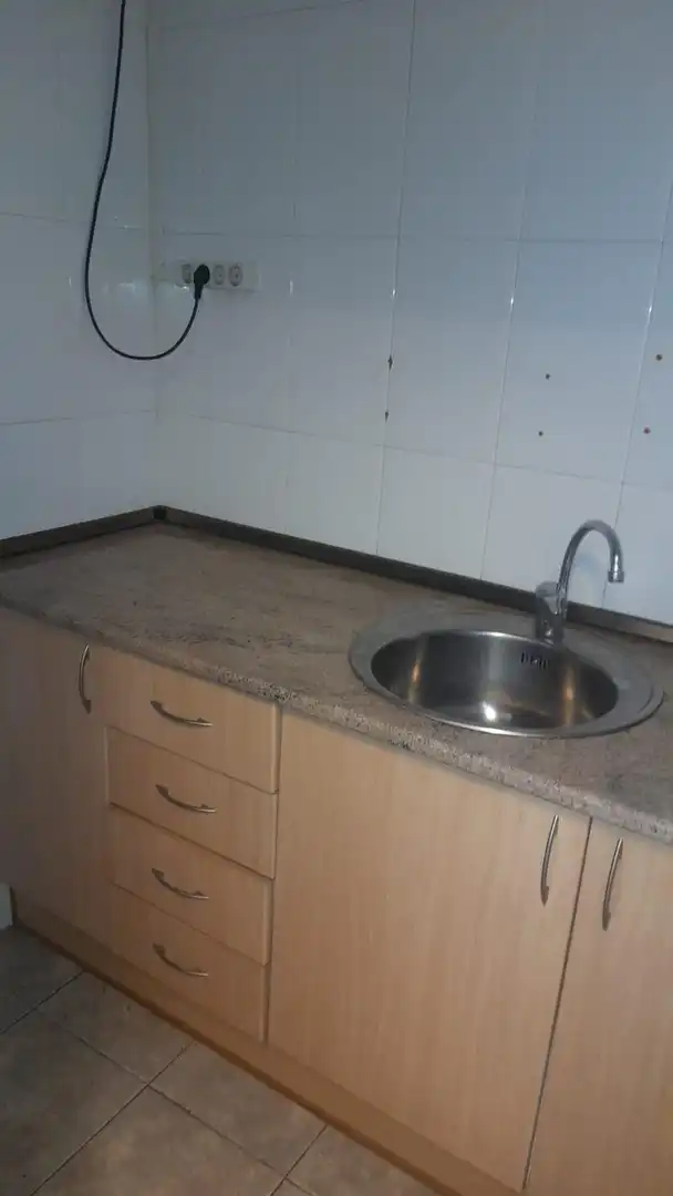 Küche von Fabrikhallen zur Miete in Cubelles